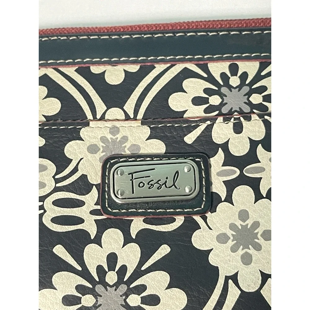 Fossil‎ Key Per Wristlet Canvas Floral Purse